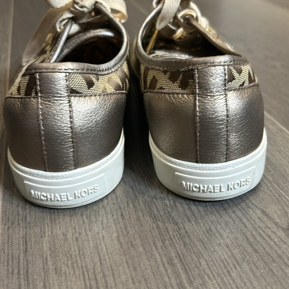 Michael Kors City Sneaker Shoe Monogram MK Lace up Gold Sneakers Women size 8 - Picture 8 of 16